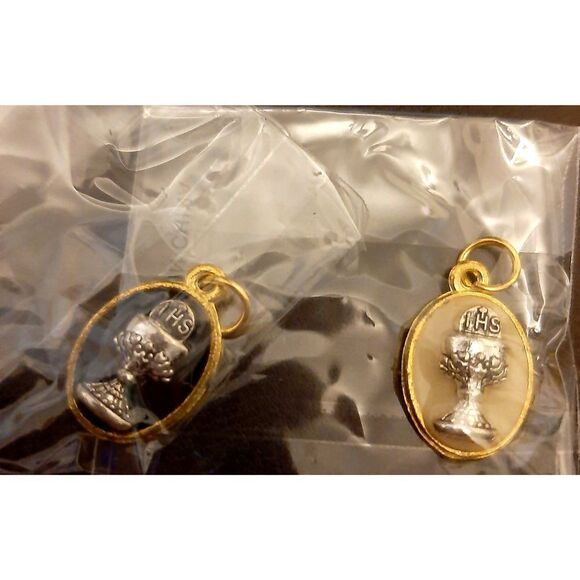 Chalice Pendants. Two. One White. One Black. **Pendants Only***First Com… - Picture 4 of 5